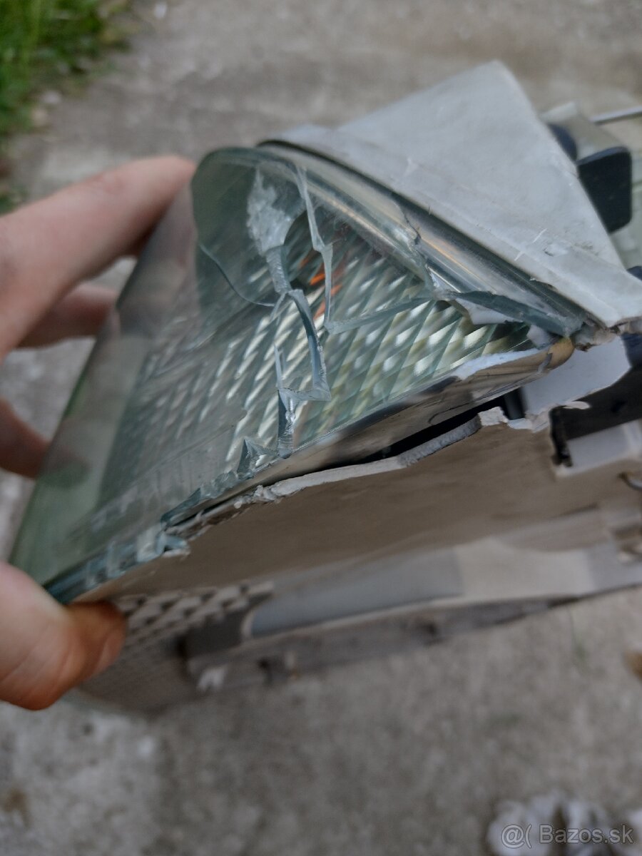 ľavé predné svetlo Octavia 2 pred FL 2006 - 9