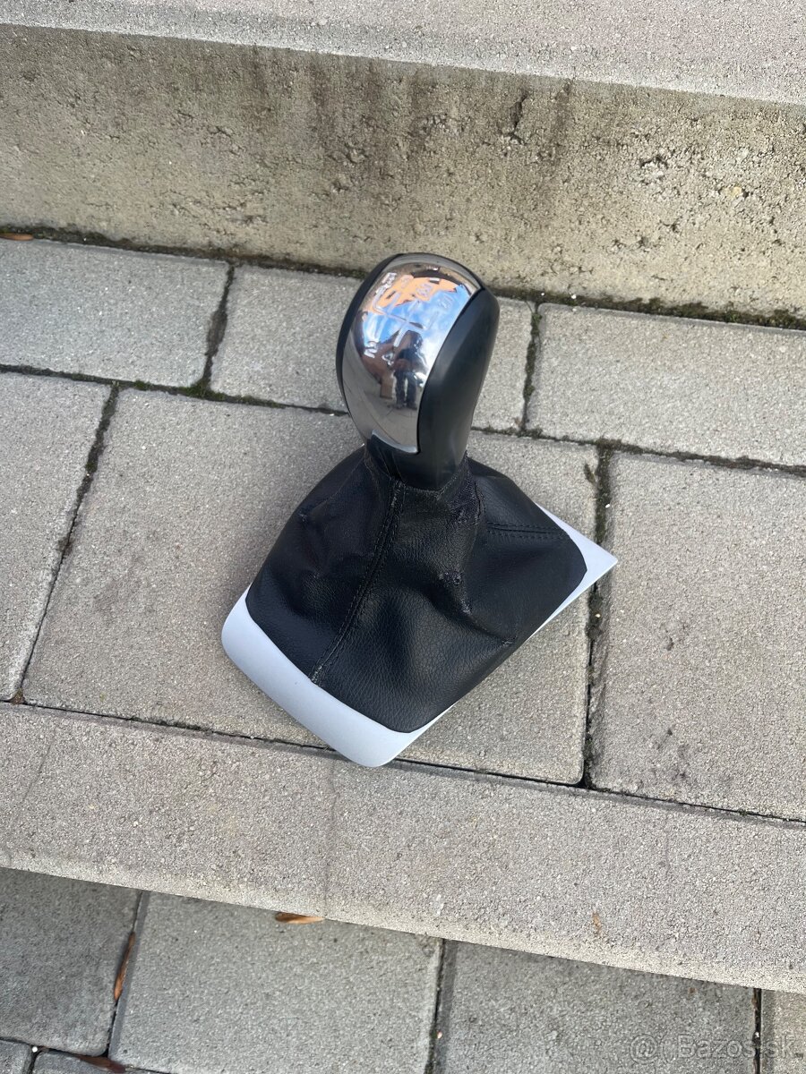 Radiaca páka Škoda Octavia 2 - 9