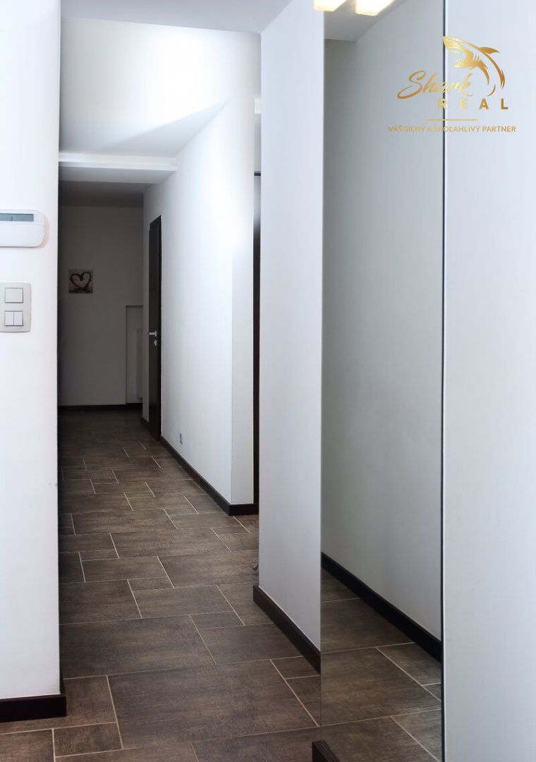 Kompletne zariadený 3 - izbový byt v srdci Bratislavy - 9