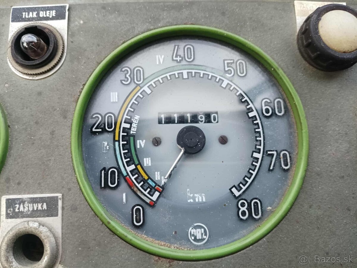 PRAGA V3S - trojstranný sklapač TOP STAV - 9