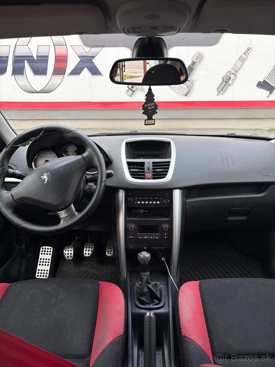 Peugeot 207 - 9