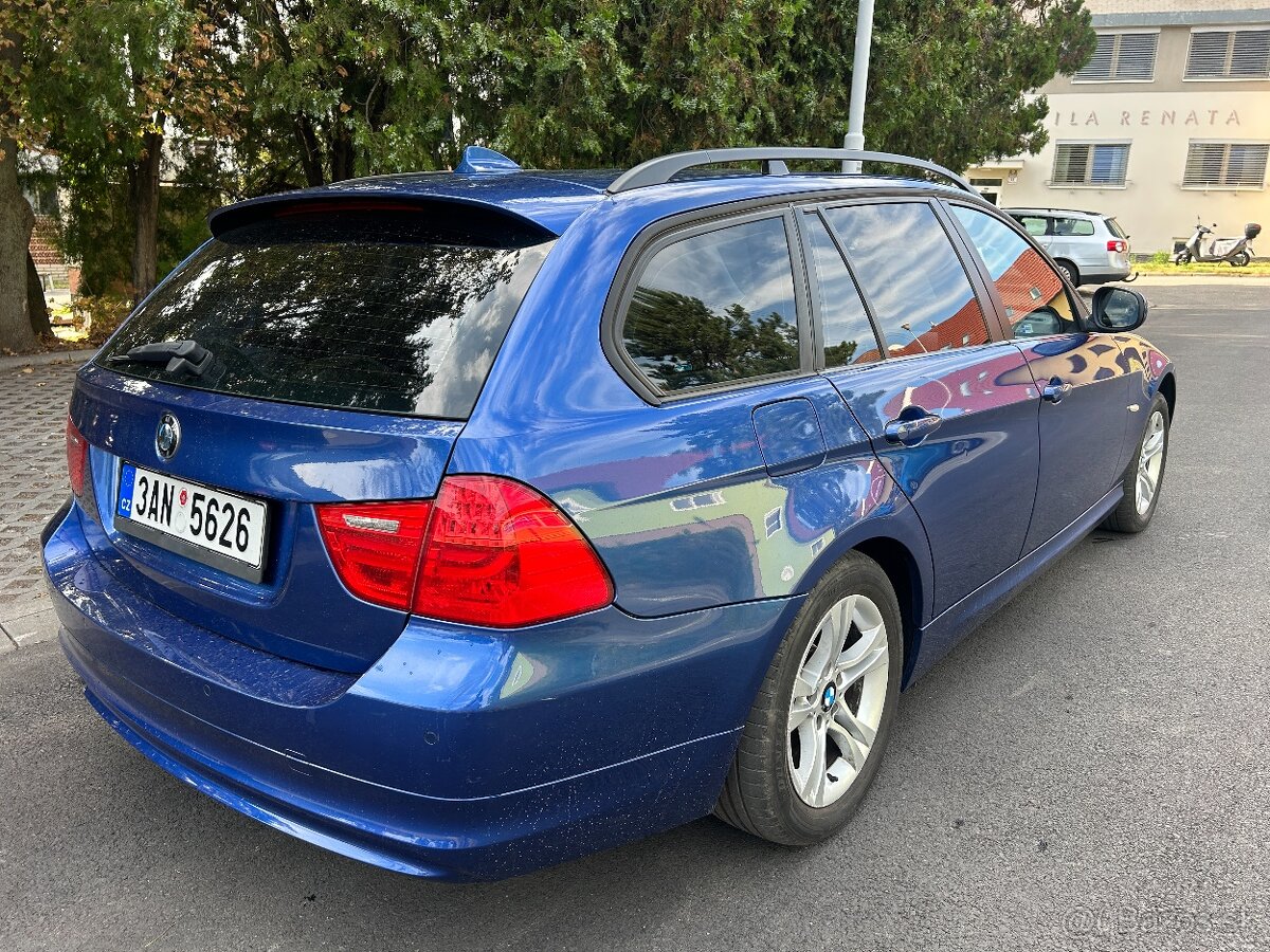 BMW Řada 3, 318D - 9