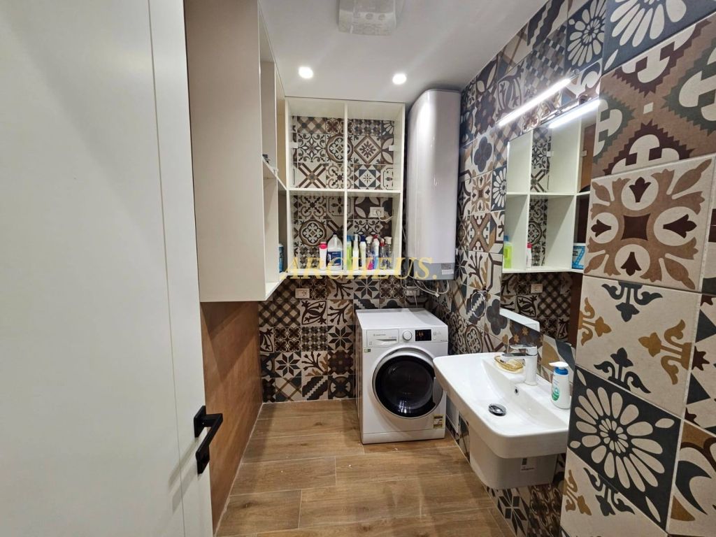 3 izbový - veľký,moderný apartmán, 102m² , Albánsko - Golem - 9