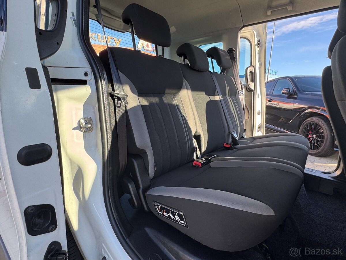 Fiat Dobló 1.4 Plus - 9