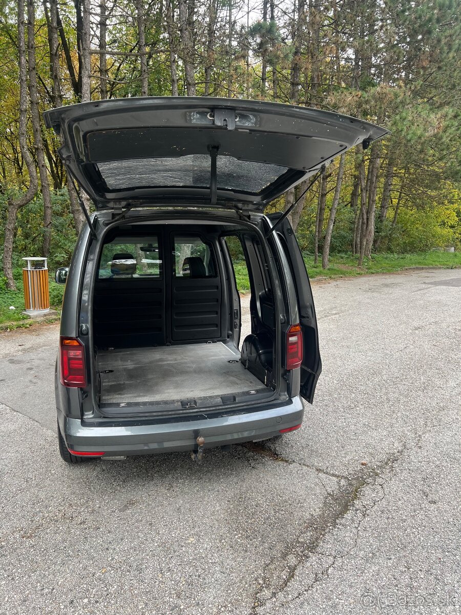 Volkswagen Caddy Dodávka VAN 2,0 TDI 110kw odpočet DPH - 9