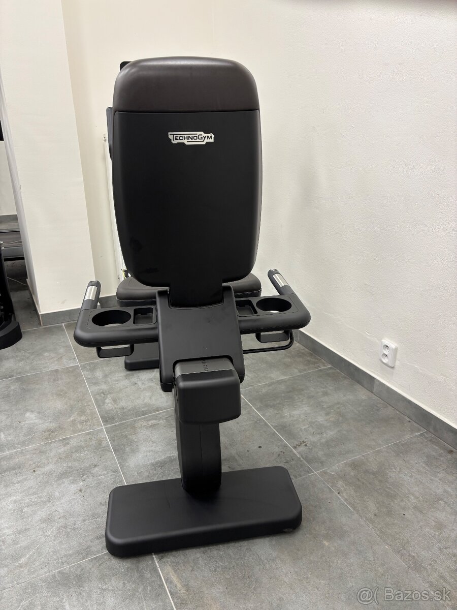 Technogym Artis unity 3 LIVE - kolo s opeřkou - 9