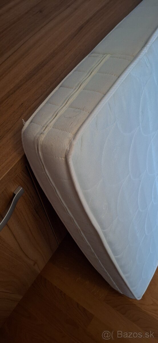 Posteľ 90x200 + perinak - 9