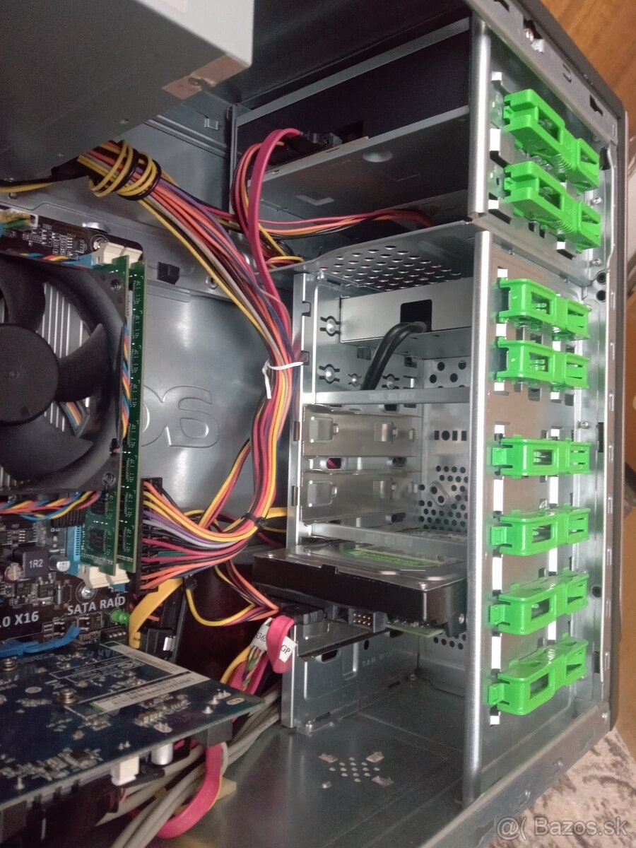 Predam starsi herny pc. soc:(AM3+) s SSD - 9