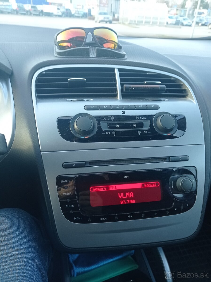 Predám Seat Altea XL 1.6TDI 77kw Ecomotive - 9