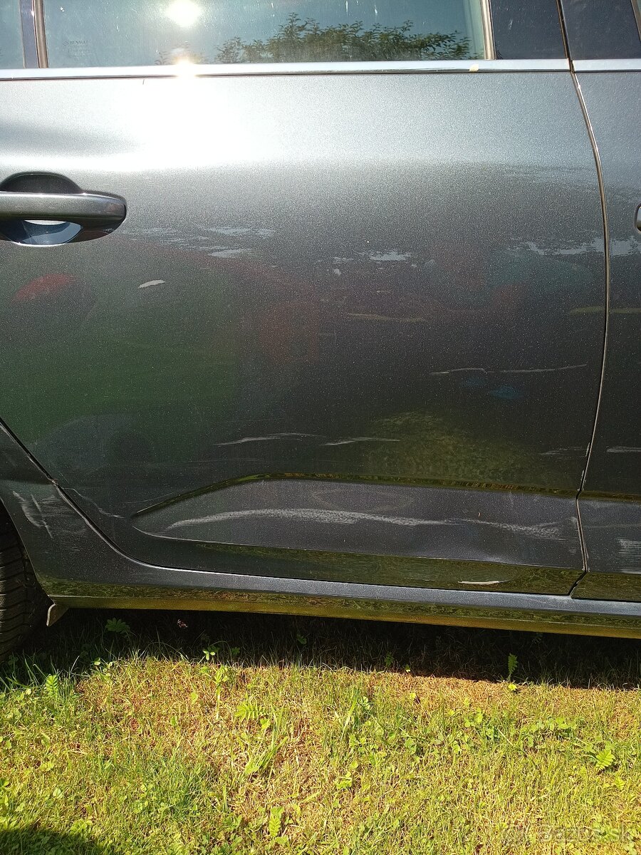 Renault megane IV Grandtour 2017 1.5dci - 9