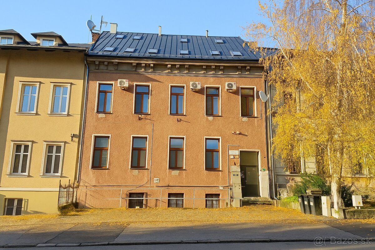 Podkrovie v srdci mesta: moderne zariadený 2-izbový byt, ? - 9