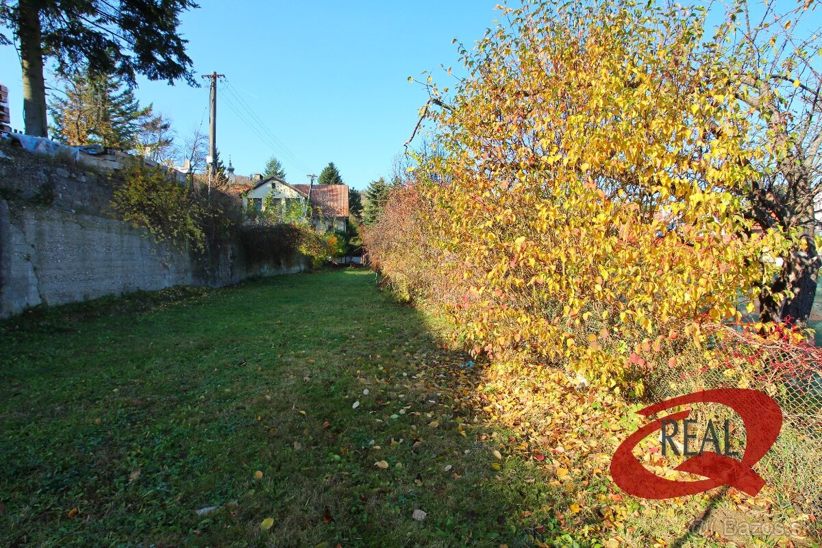 POZEMOK SO STAVEBNÝM POVOLENÍM V TICHEJ ČASTI DÚBRAVKY - 9