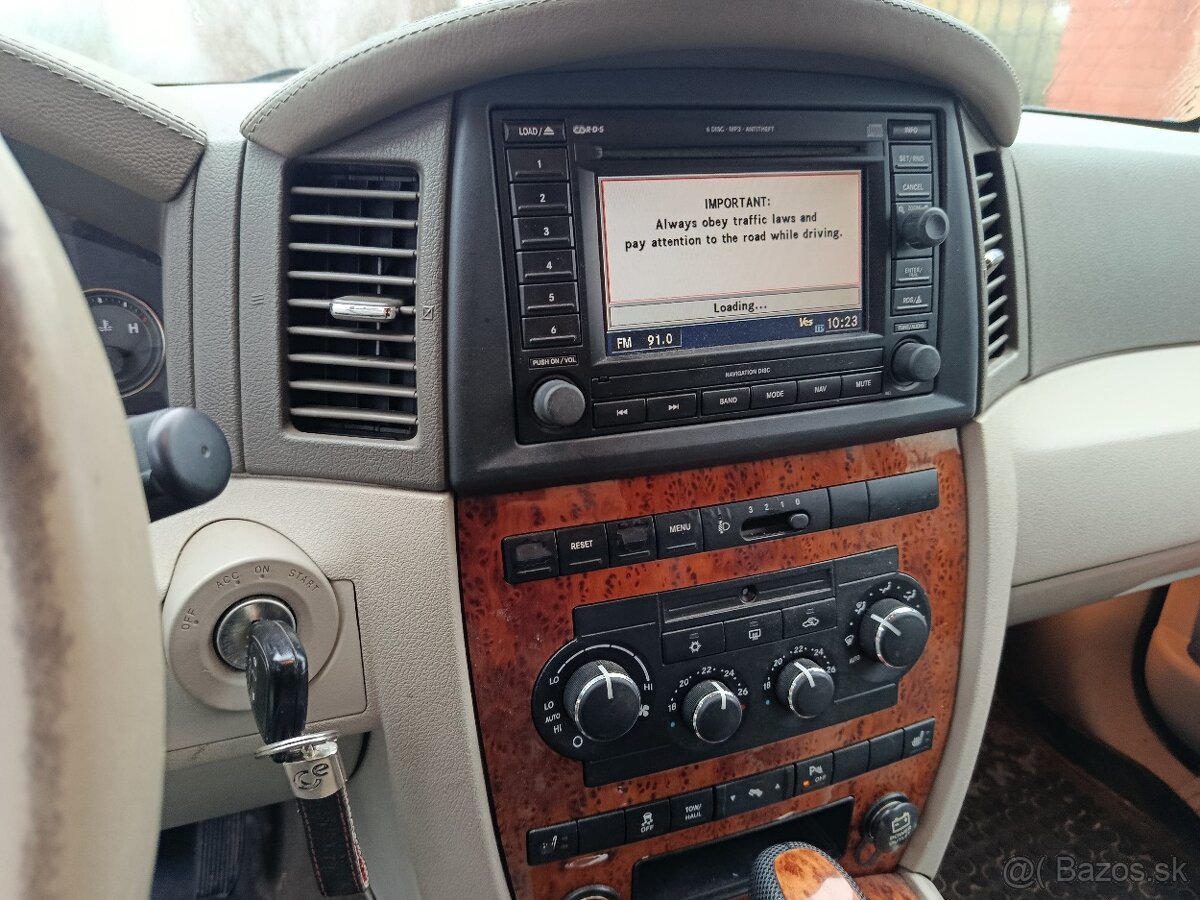 Jeep Grand Cherokee Overland 5,7 Hemi - 9