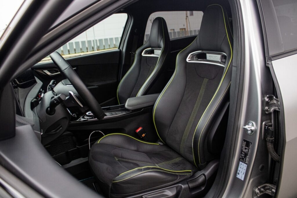Kia EV6 77.4 kWh GT 4WD - 1. majiteľ - 9