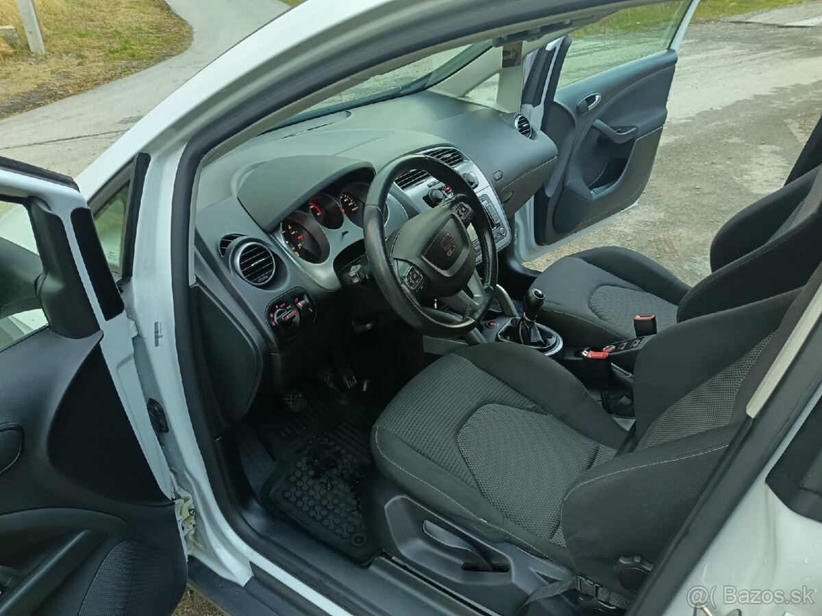 Predám Seat ALTEA XL freetrack 4x4 - 9