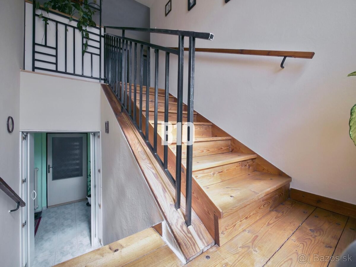 6izb. RODINNÝ DOM s pozemkom 750m2- žiadaná lokalita na Levi - 9