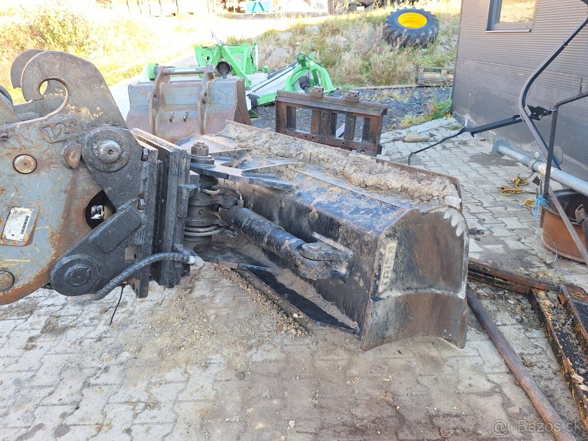 LIEBHERR A 904 C LITRONIC 4X4 - 9