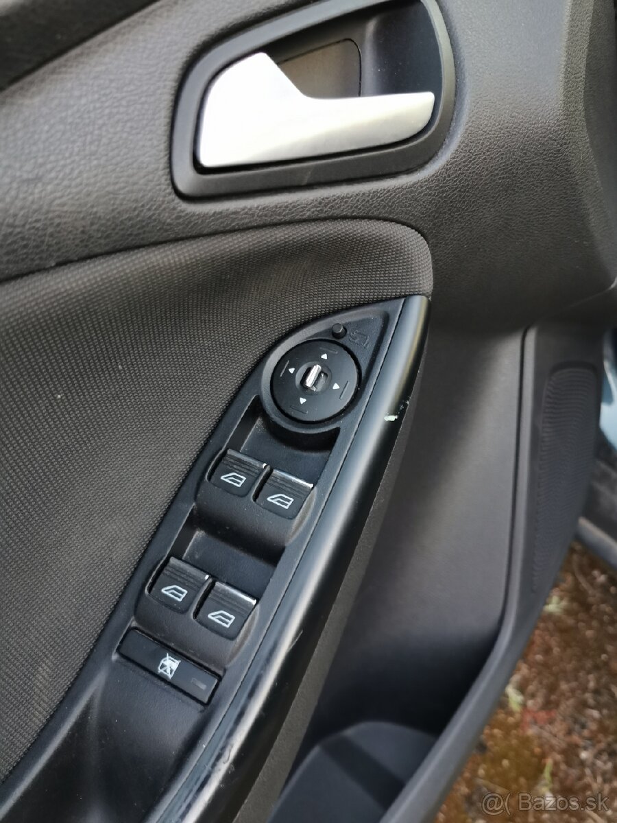 Ford Focus 1.0 EcoBoost 92kW, r.2013 - TK a EK do 2027 - 9