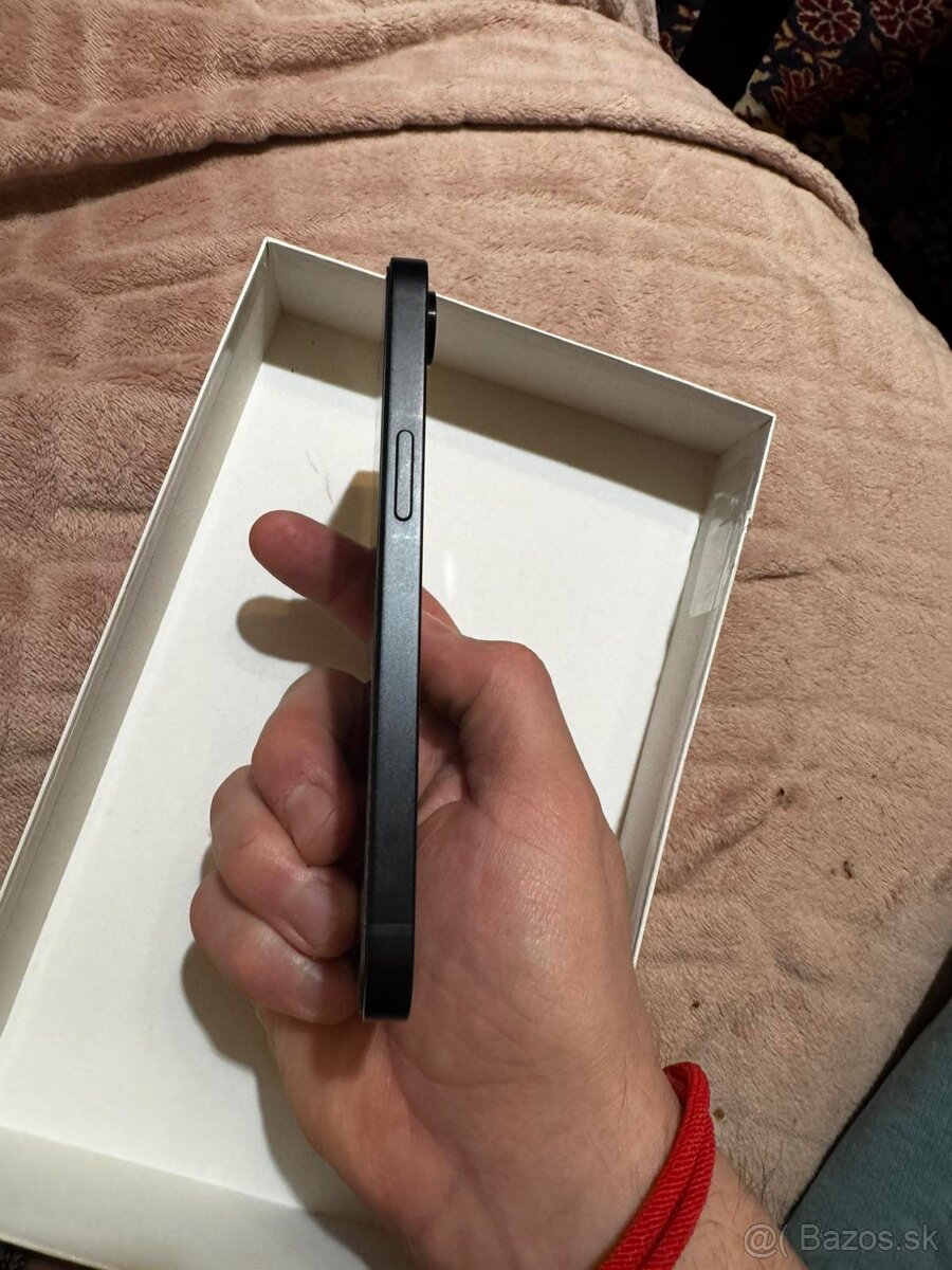 Predám Iphone Apple 16e -128MG -čierny ( ako nový) - 9