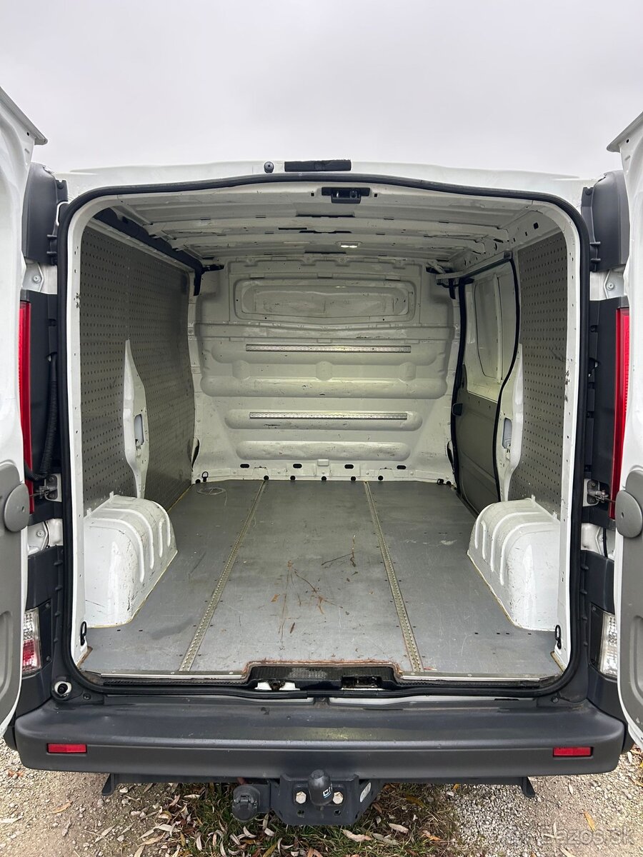 Renault Trafic 2.0 dCi, 2013 - 9