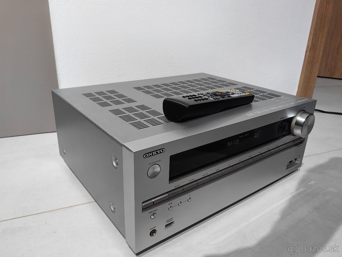 Onkyo TX-NR727 Bluetooth - 9