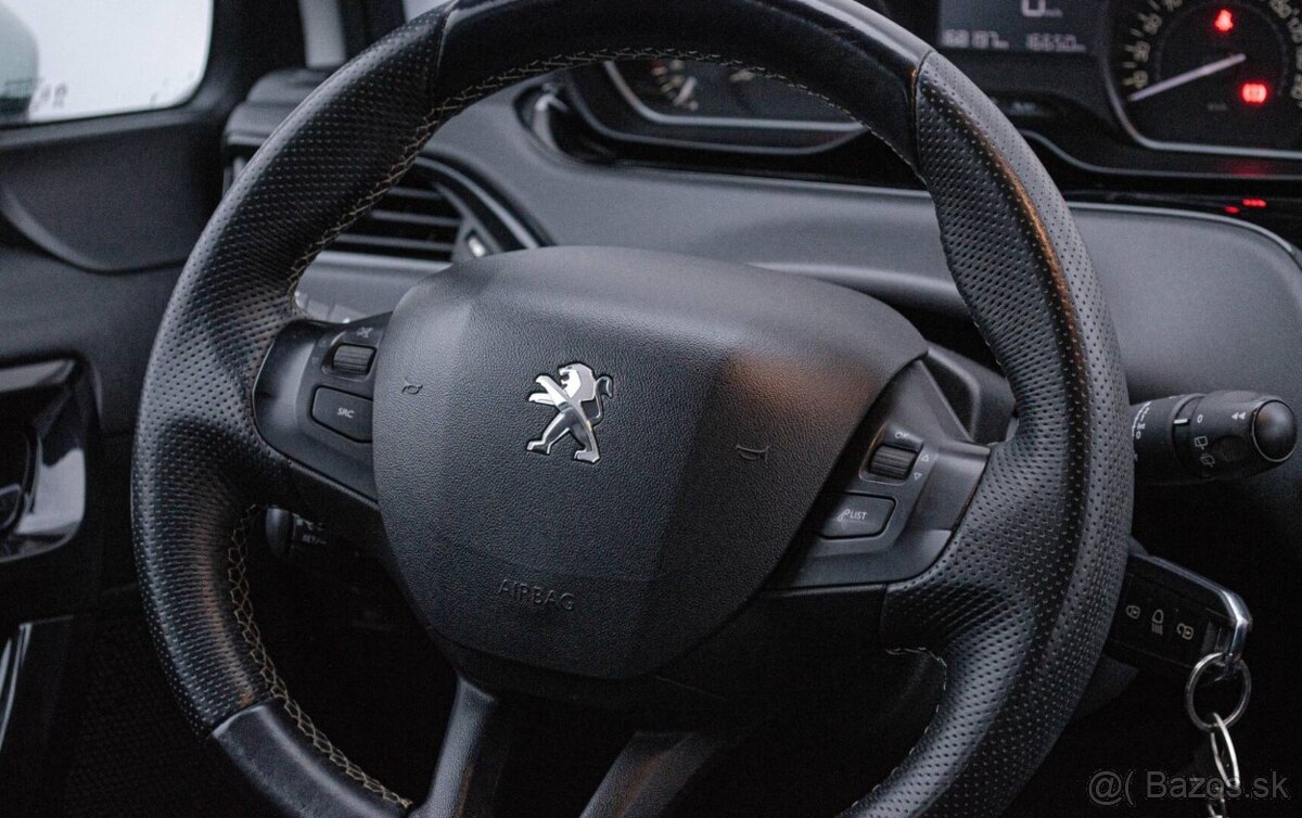 Peugeot 208 1.6 BlueHDi - 9