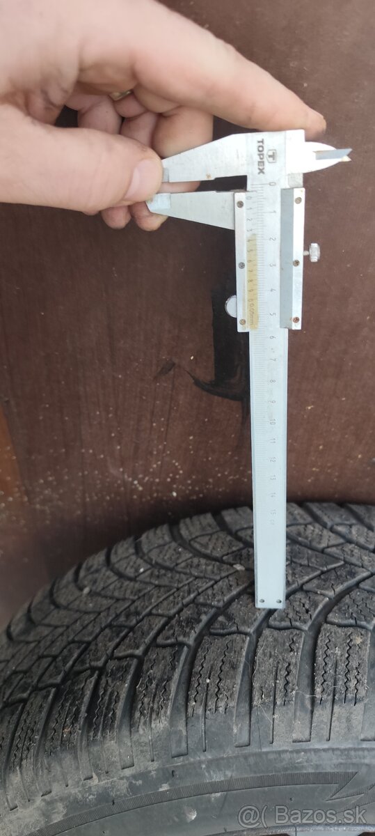 Predám plechové disky s pneu 16 - 9