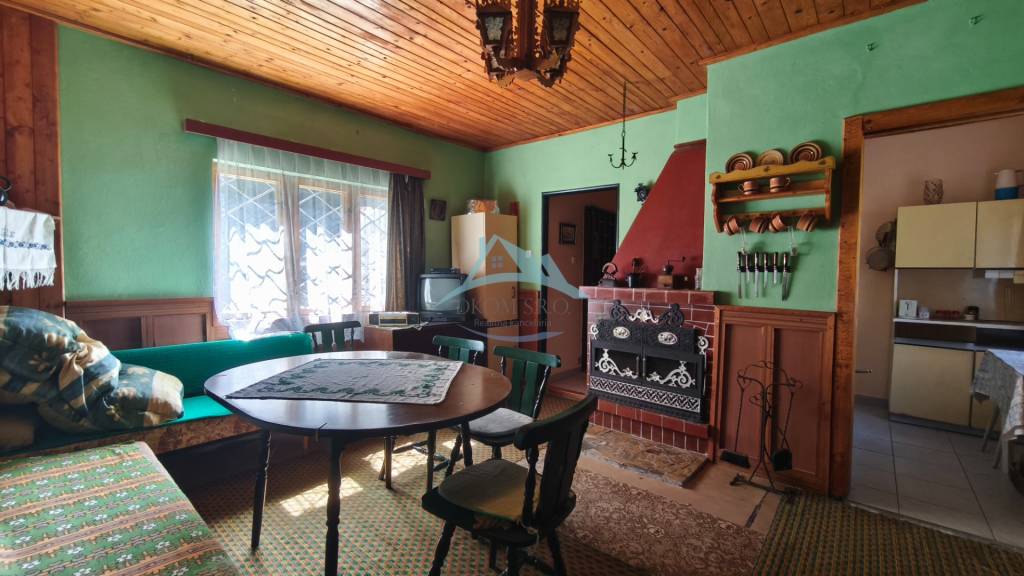 Murovaná chata na Koprovnici (D. Strháre), okr. Veľký Krtíš. - 9