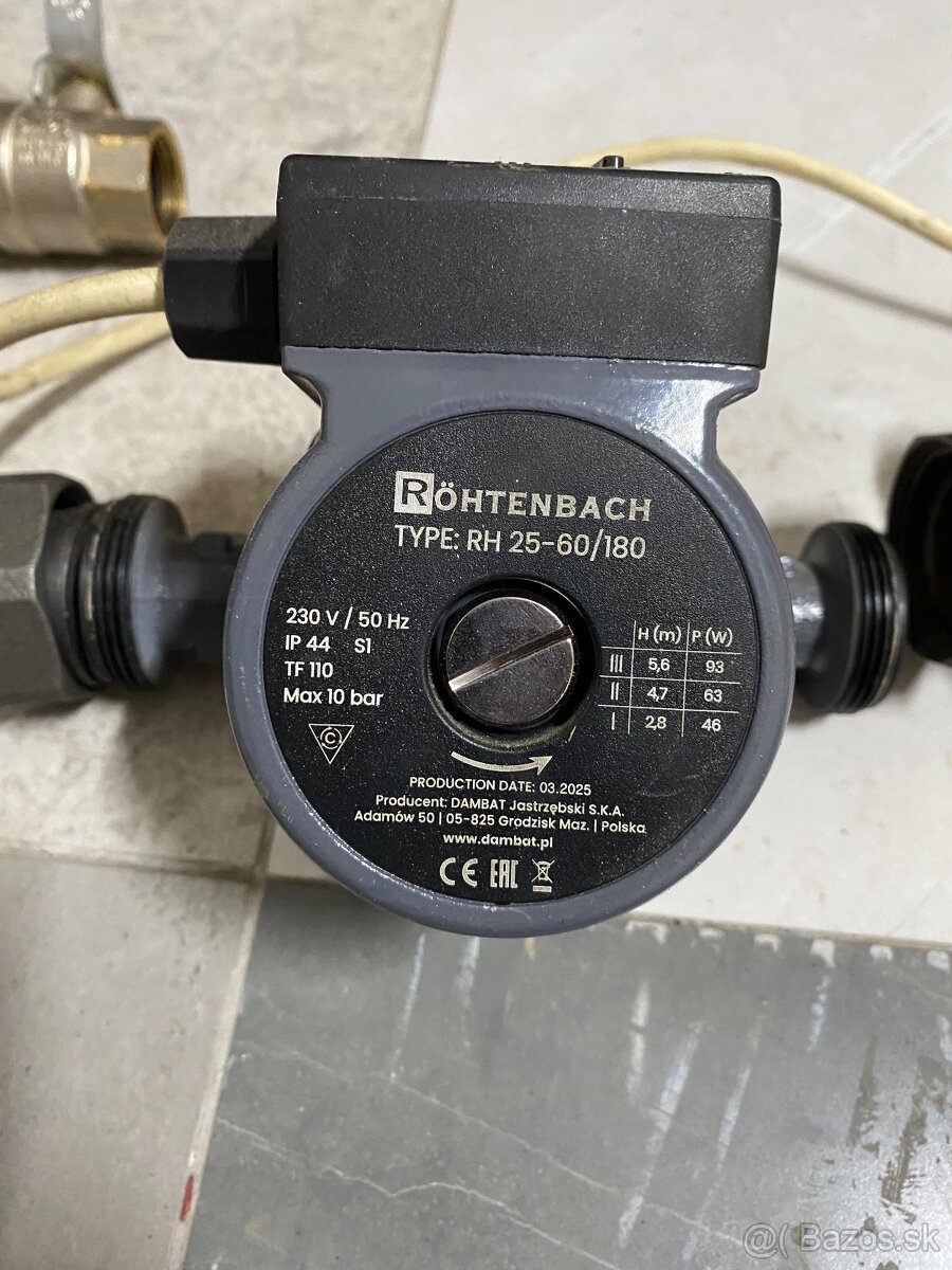 Predám akumulačnú nádrž 1000l - 9