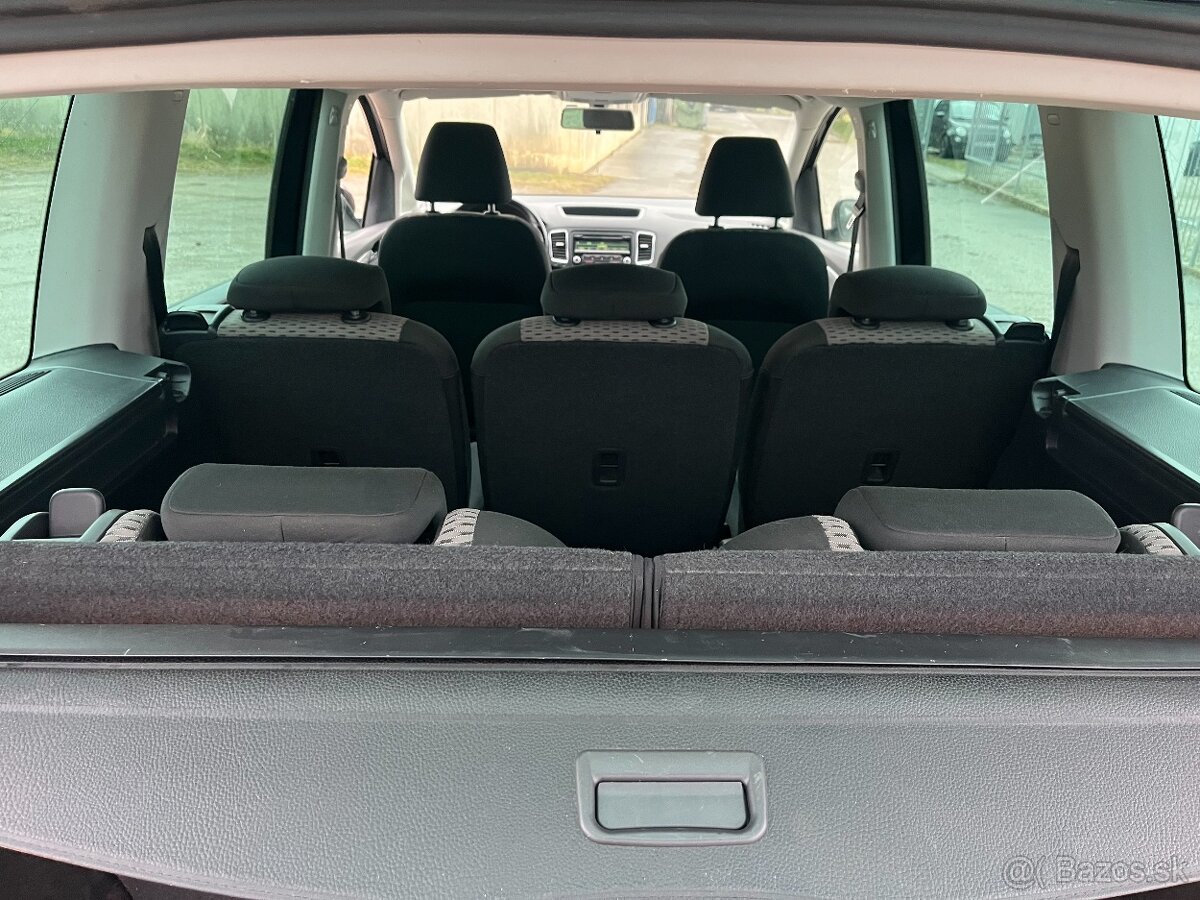 VW Sharan 2,0 TDi Bluemotion - 9