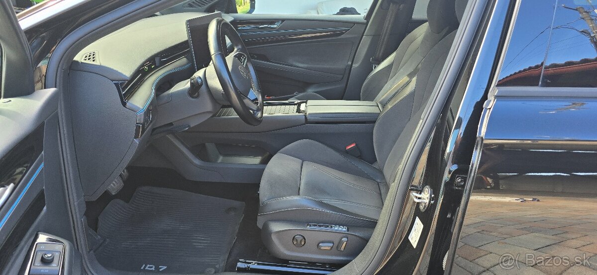 Volkswagen ID.7 Pro Limited - 9