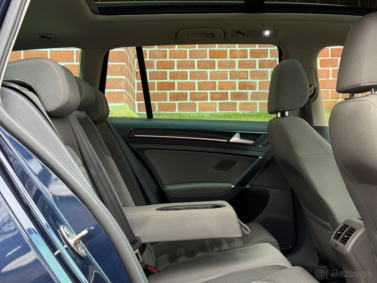 VW GOLF HIGHLINE 2.0 TDI TOP PANO AMBIENT - 9