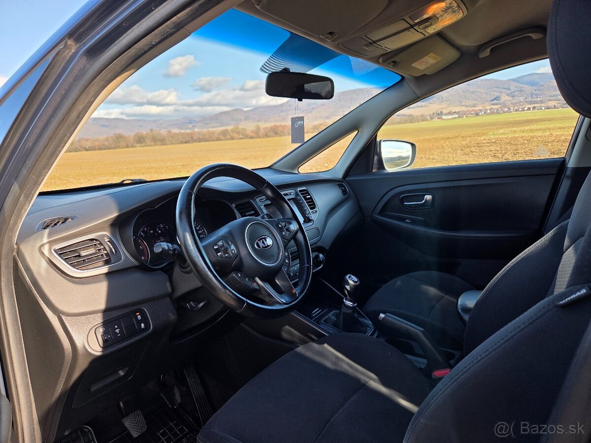 Kia Carens 1.7 CRDi - 9