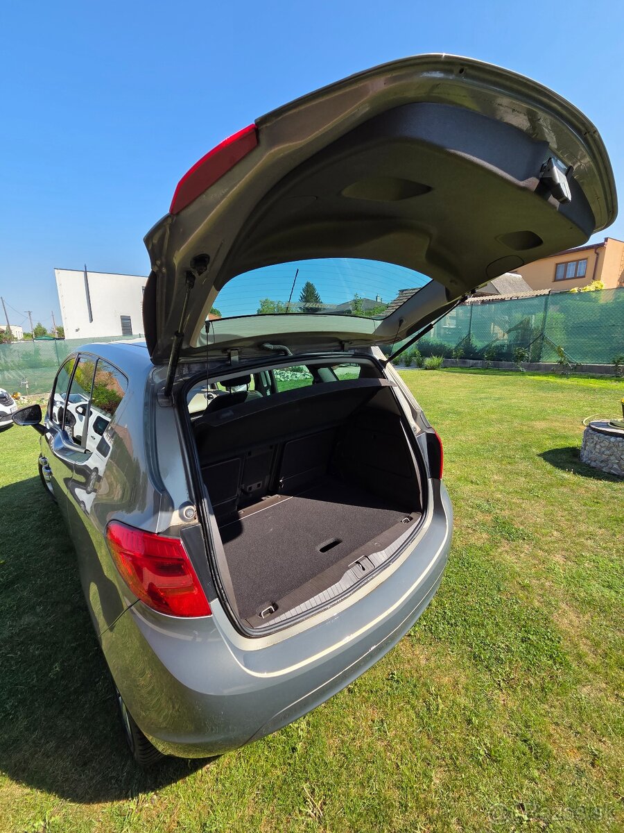 Opel Meriva B - 9