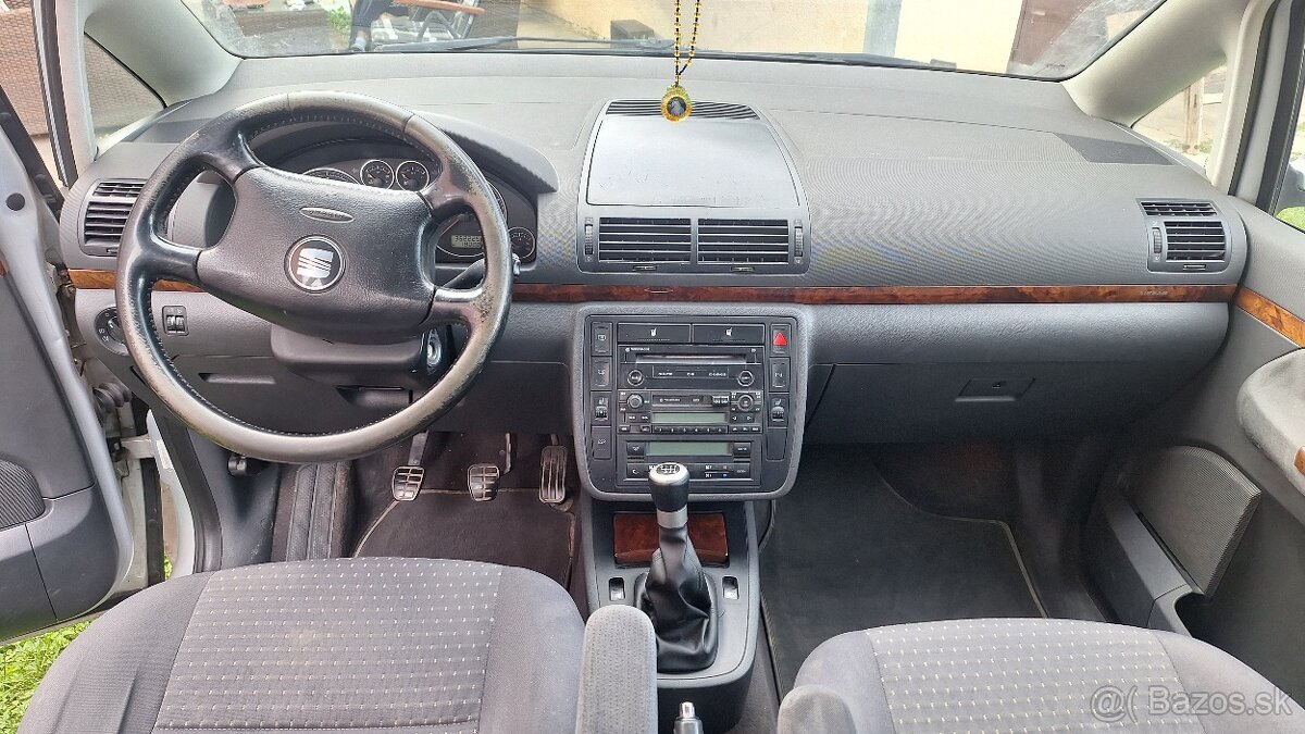 Predam vymenim Seat alhambra - 9