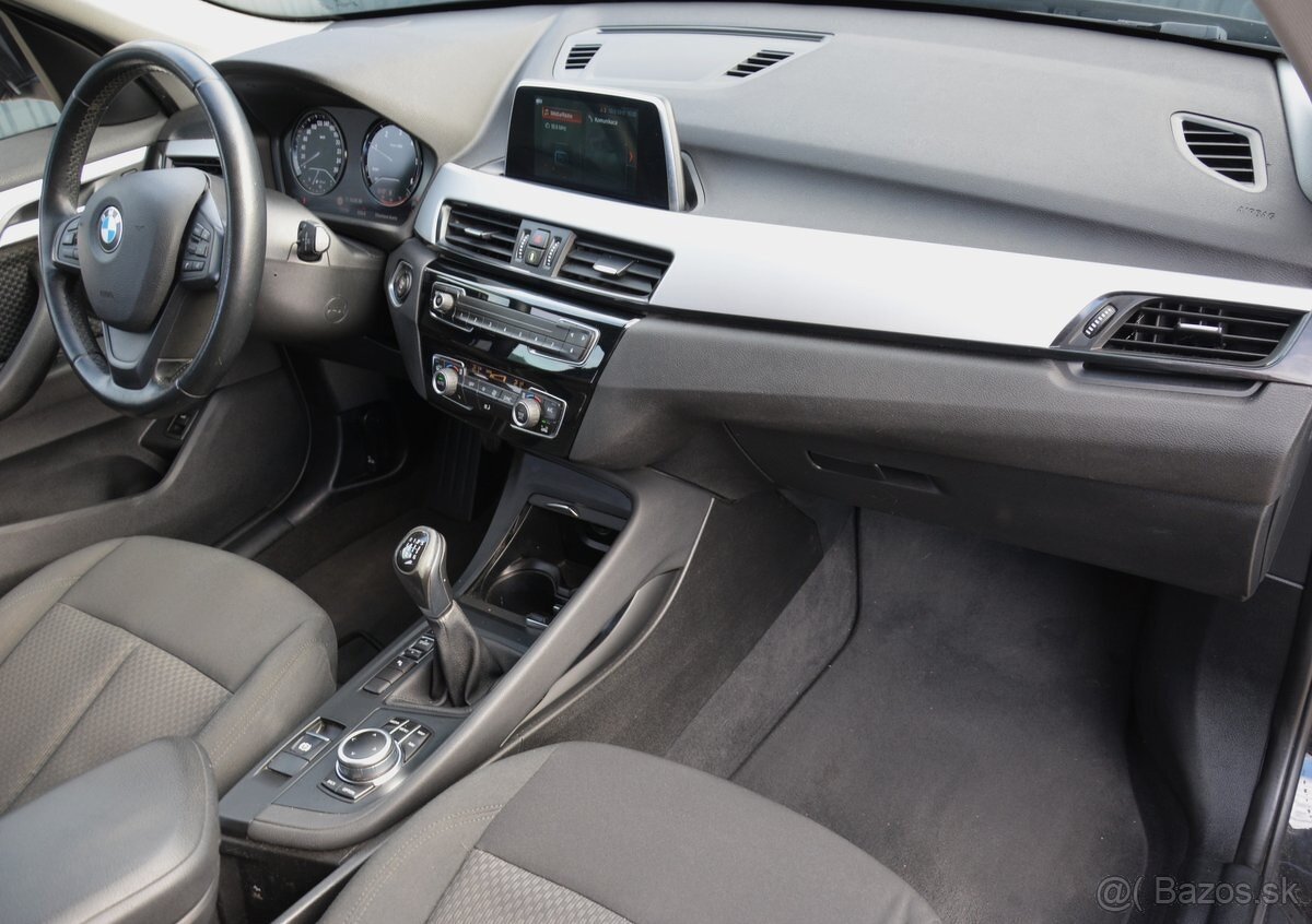 BMW X1 2018 1.50 D 316sD - 9