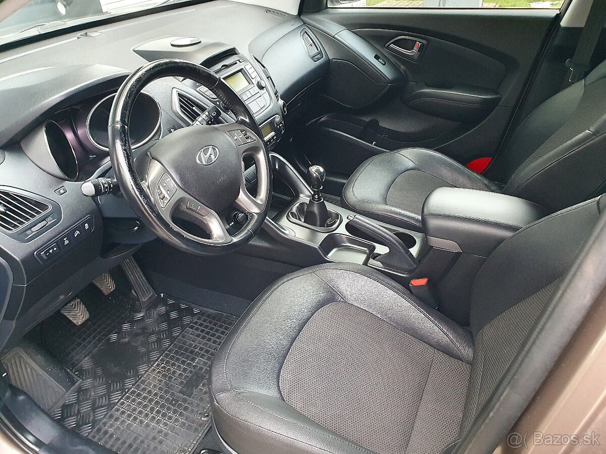 Hyundai ix35 2.0 CRDi VGT Style 4x4 - 9