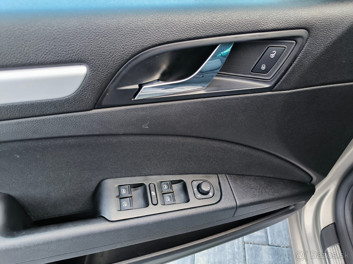 Škoda Superb Combi 2.0TDI 125KW 11/2010 - 9