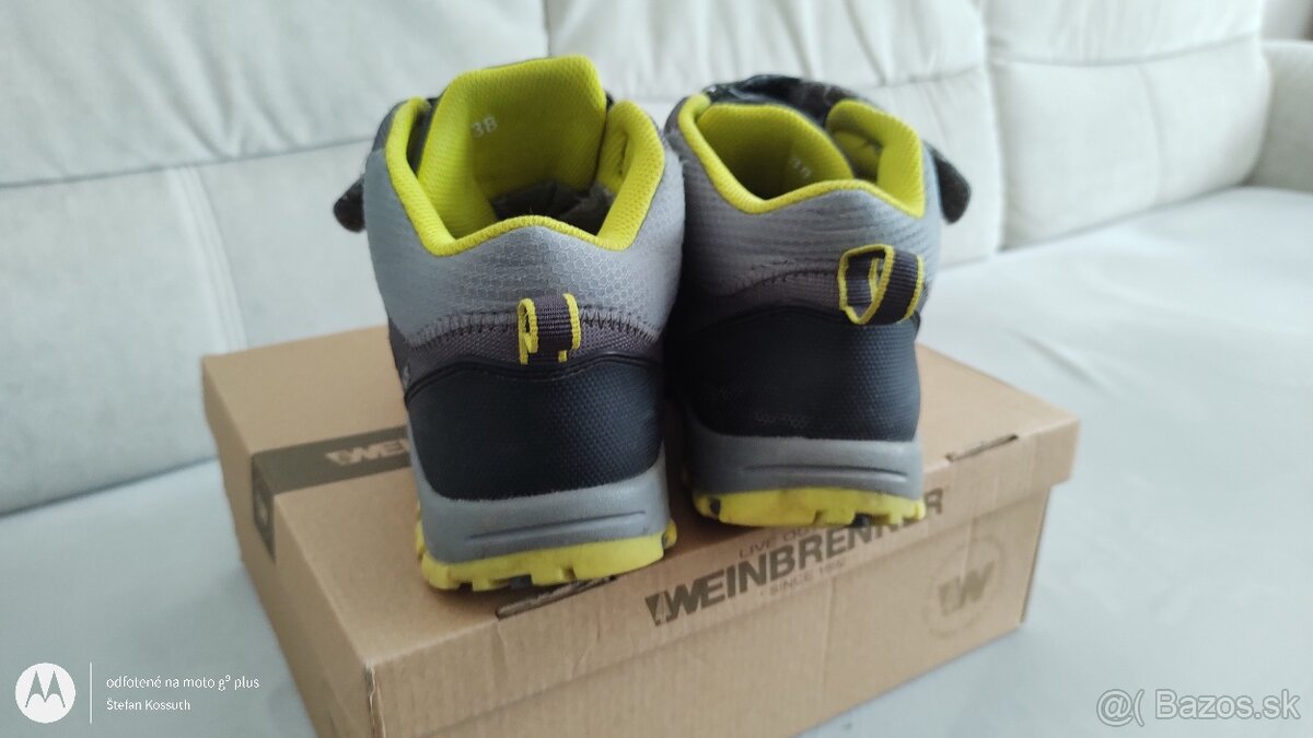 Predám členkovú chlapčenskú obuv veľ. 38. - 9