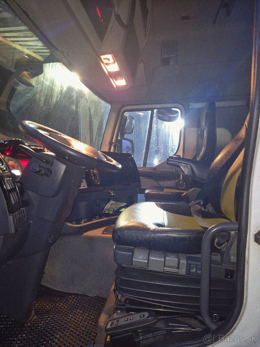 Renault Premium 430dxi euro5 EEV - 9