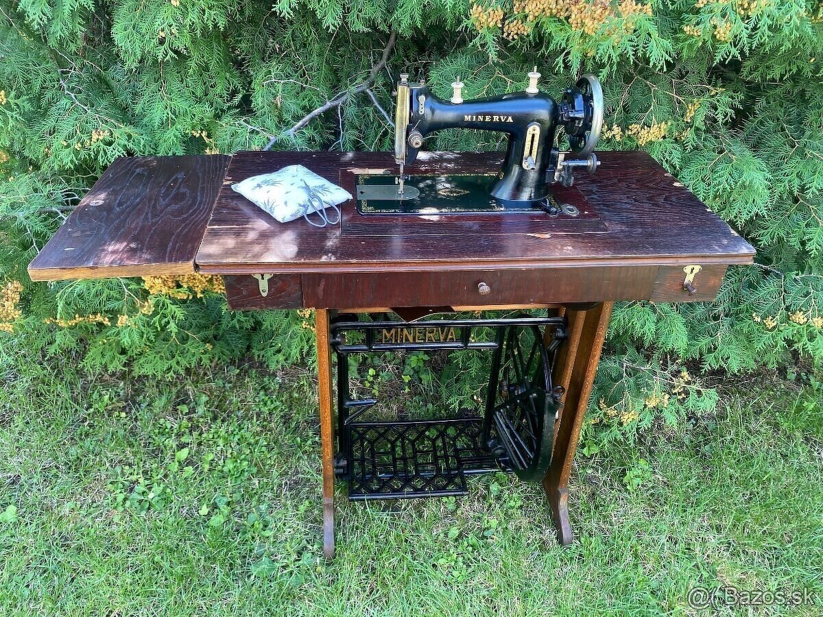 Šijací stroj MINERVA - 9