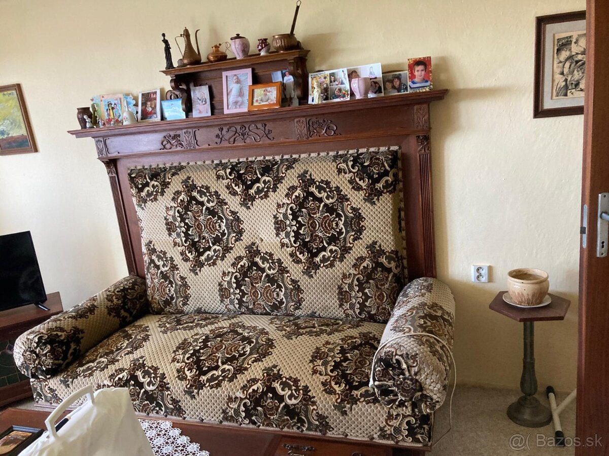 Starožitný nábytok - 9
