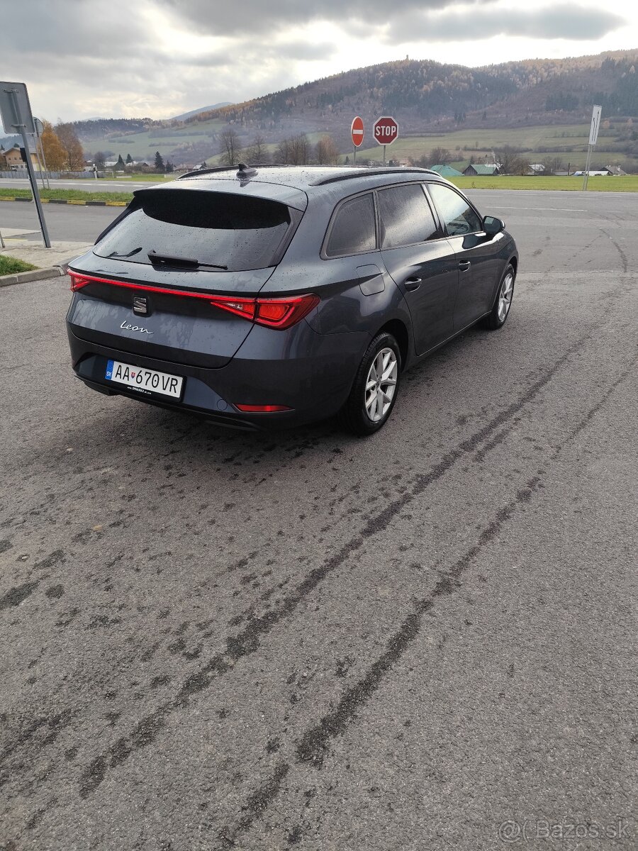 Predám Seat Leon Sportstourer 2.0 TDI 150 Style DSG - 9