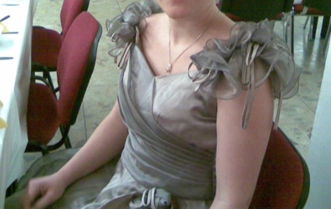 Strieborné spoločenské šaty - 9