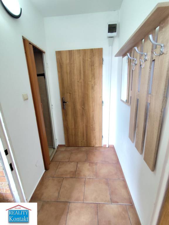 Na prenájom garsónka - Nové Zámky - 9