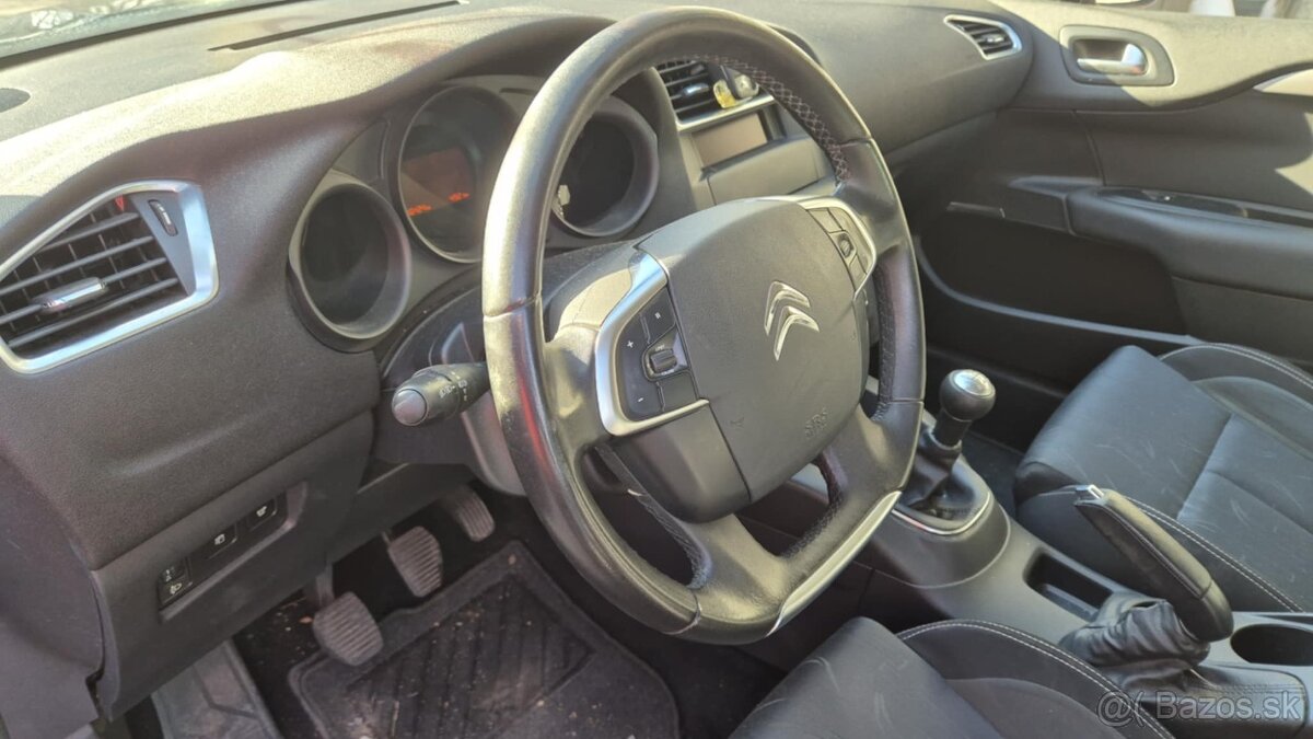 Citroen C4 1,6HDI 68kw kód: 9H06 - 9