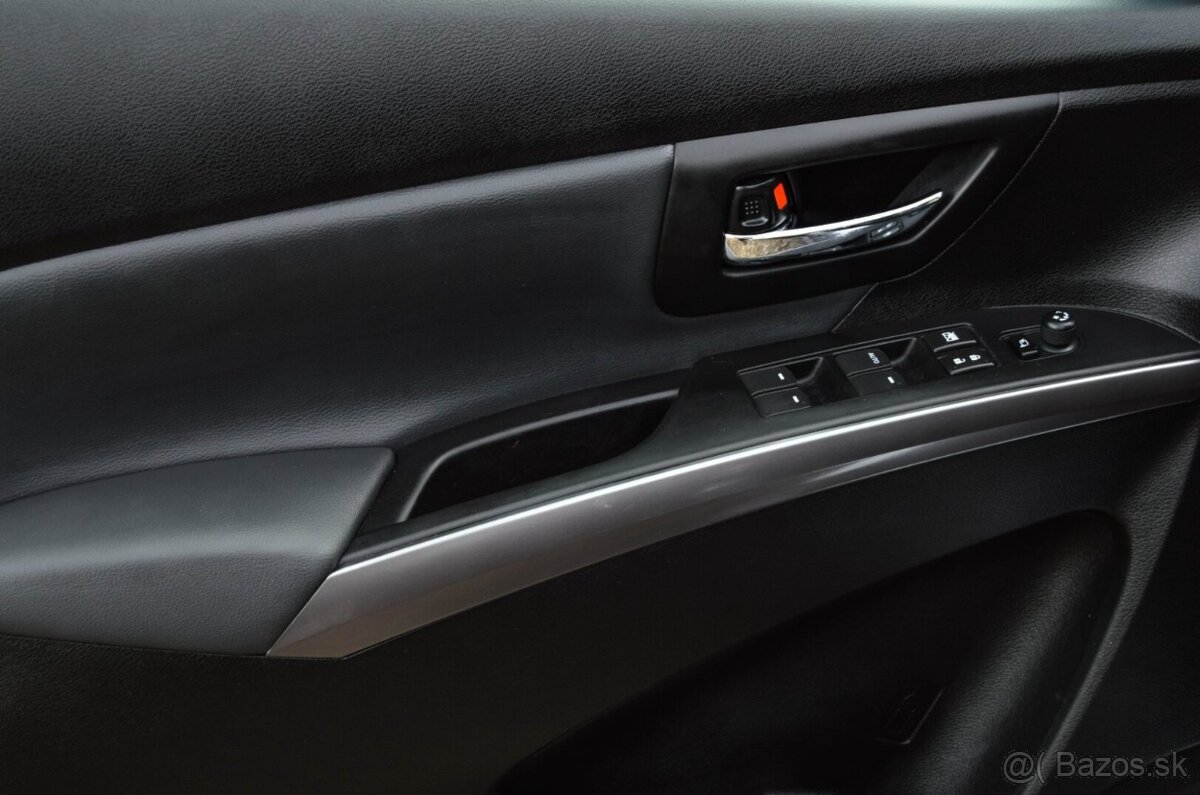 Suzuki SX4 S-Cross Elegance, Benzín HEV - 9