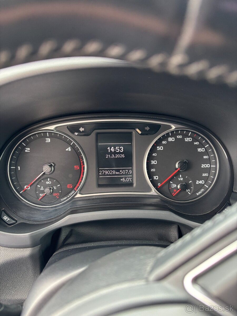 Audi A1 2014 1.6 TDI S-line - 9