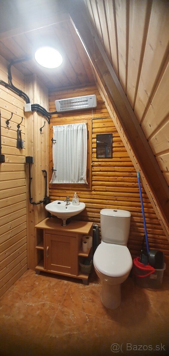 Na predaj rekreačná trojpodlažná chata - 9