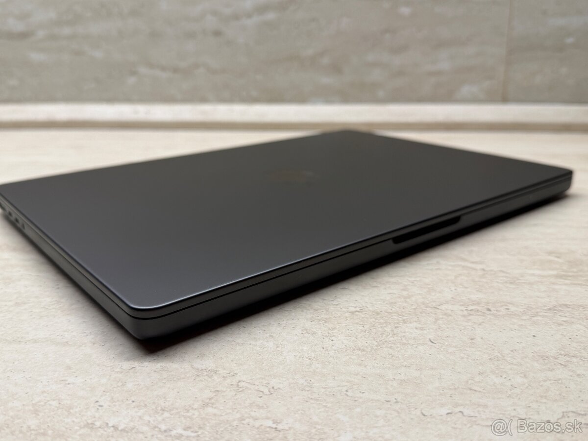 MacBook Pro 2024 14" M4 Pro 24/512GB, 100% batéria - 9